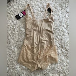 NWT Maidform nude shapewear see images for details on style.